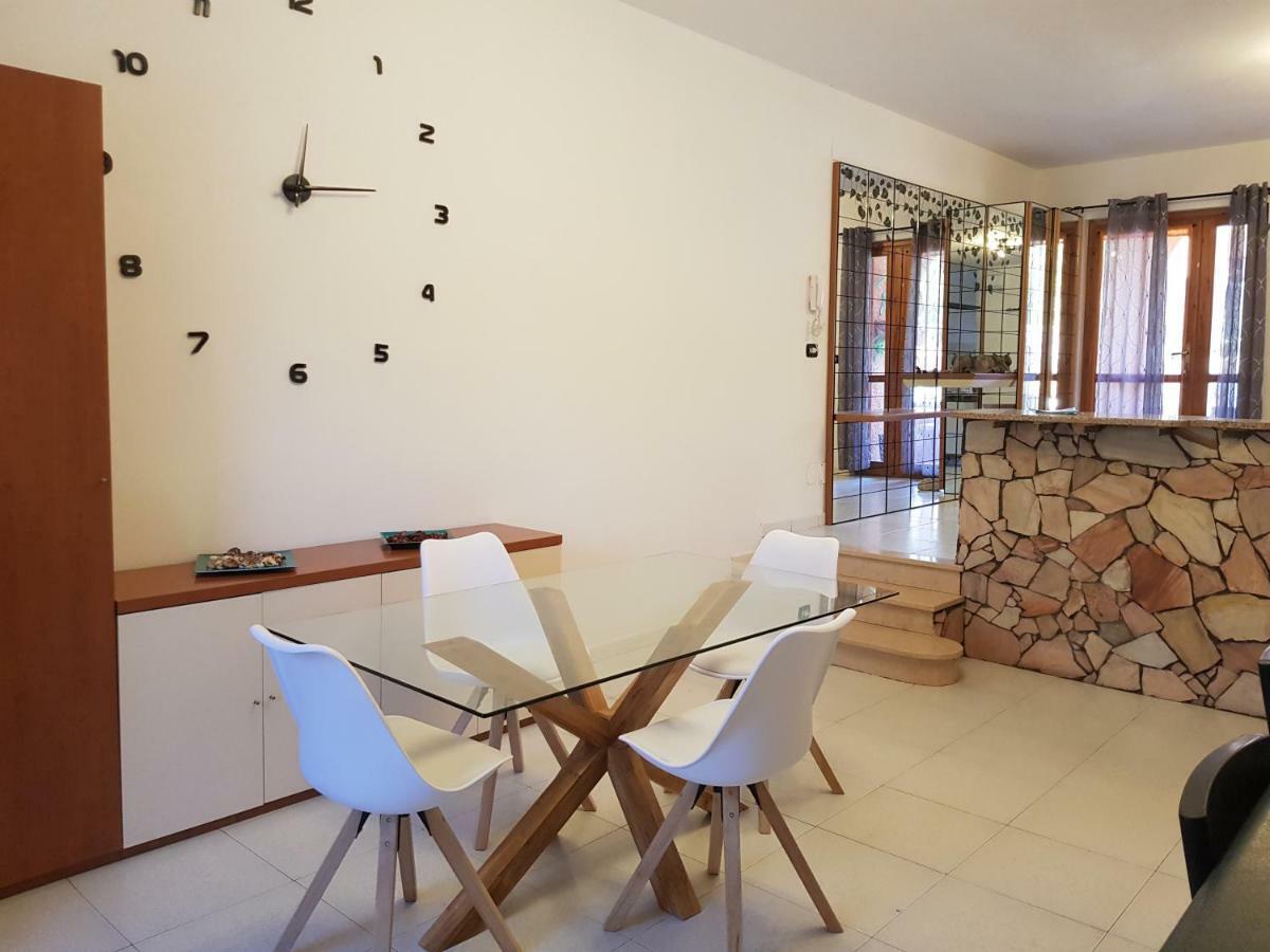 Casa Vacanze Valentina Porto Conte Exteriör bild