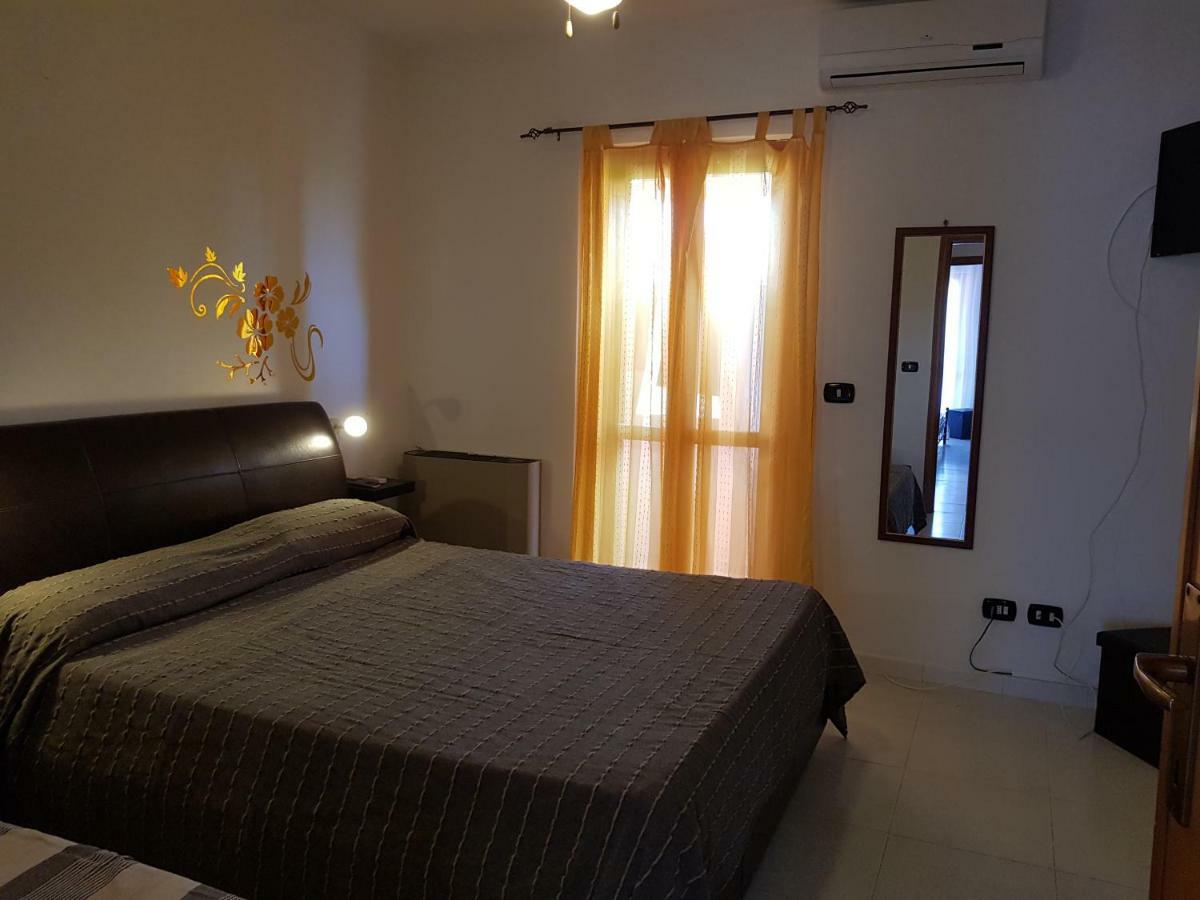 Casa Vacanze Valentina Porto Conte Exteriör bild
